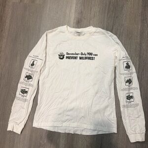 Phipps Smokey Fire Safety Men’s Long Sleeve Graphic organic cotton Med T-shirt